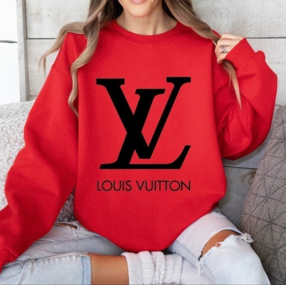 Gildan Tops - Custom Sweatshirt